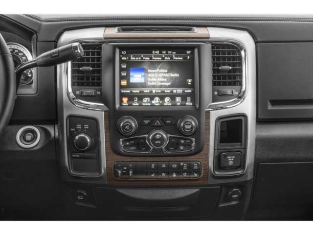 2018 RAM 2500 Laramie Crew Cab 4x4 6'4' Box