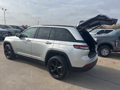 2024 Jeep Grand Cherokee Altitude