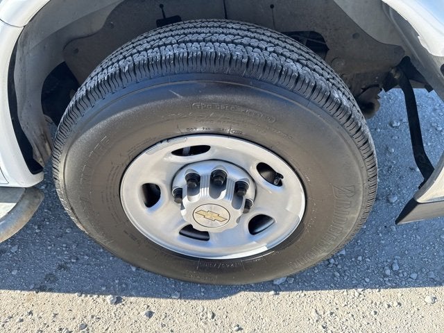 2024 Chevrolet Express Cargo 2500 WT