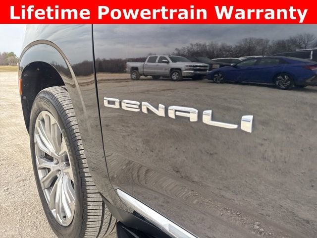 2022 GMC Yukon Denali