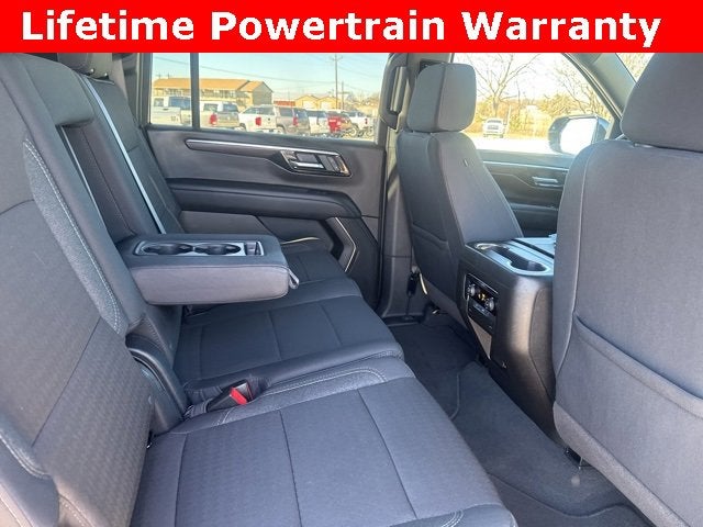 2025 Chevrolet Suburban LS