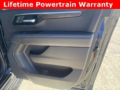 2025 Chevrolet Suburban LS