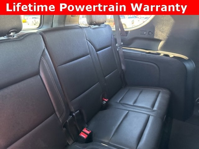 2024 Chevrolet Suburban LT