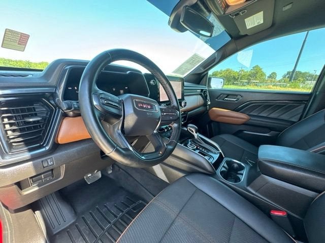 2025 GMC Canyon AT4
