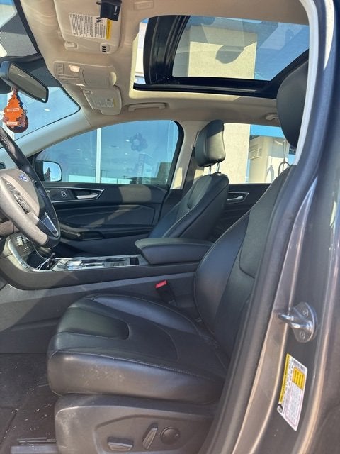 2021 Ford Edge Titanium