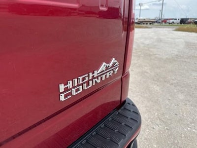 2022 Chevrolet Silverado 1500 LTD High Country