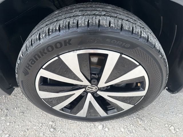 2024 Volkswagen Taos SE
