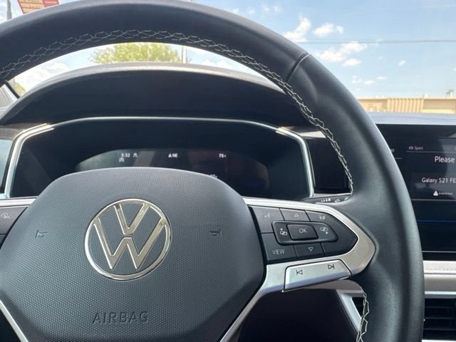 2025 Volkswagen Taos SE