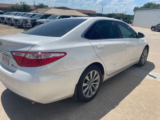 2017 Toyota Camry Hybrid LE