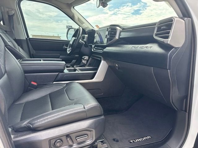 2024 Toyota Tundra 4WD SR5