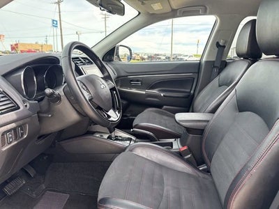 2025 Mitsubishi Outlander Sport S