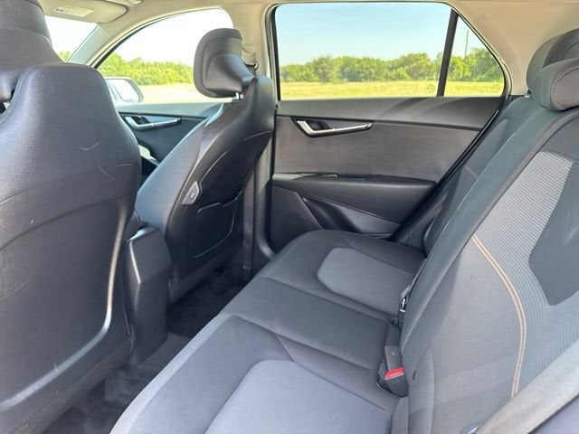2025 Kia Niro LX