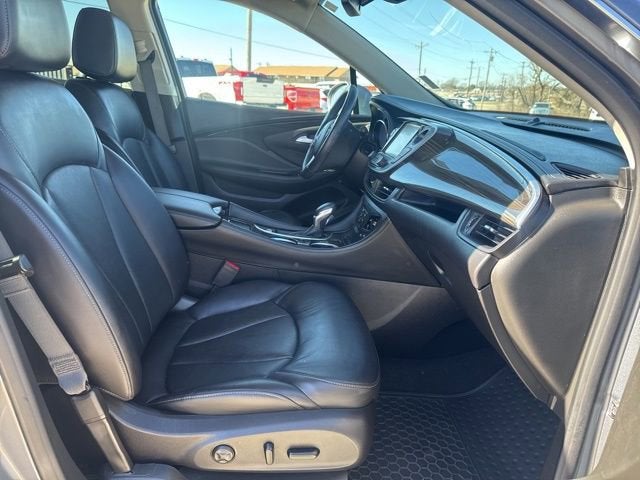 2020 Buick Envision Essence Group