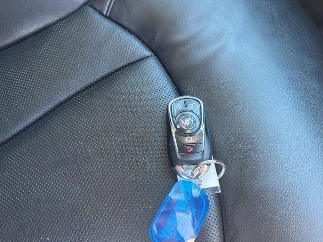 2020 Buick Envision Essence Group