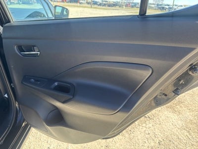 2023 Nissan Versa SV