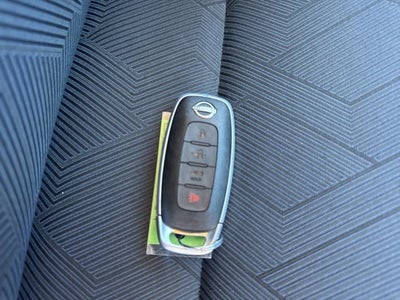 2023 Nissan Versa SV