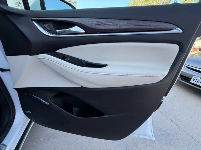 2022 Buick Enclave Avenir
