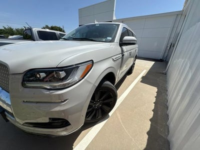 2023 Lincoln Navigator Reserve