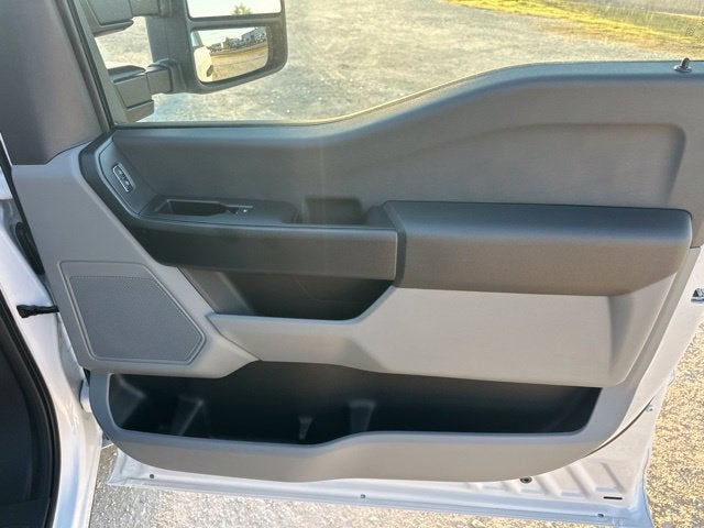 2027 Ford F-350SD XL DRW