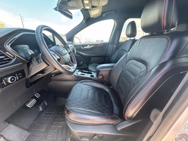 2023 Ford Escape ST-Line Elite