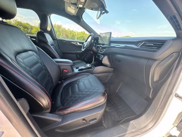 2023 Ford Escape ST-Line Elite