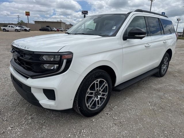 2025 Ford Expedition Active 4x4's photo