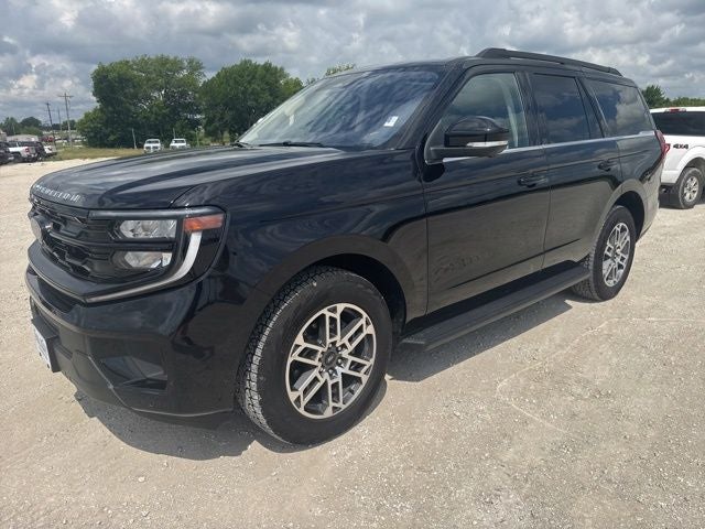 2025 Ford Expedition Active 4x4's photo
