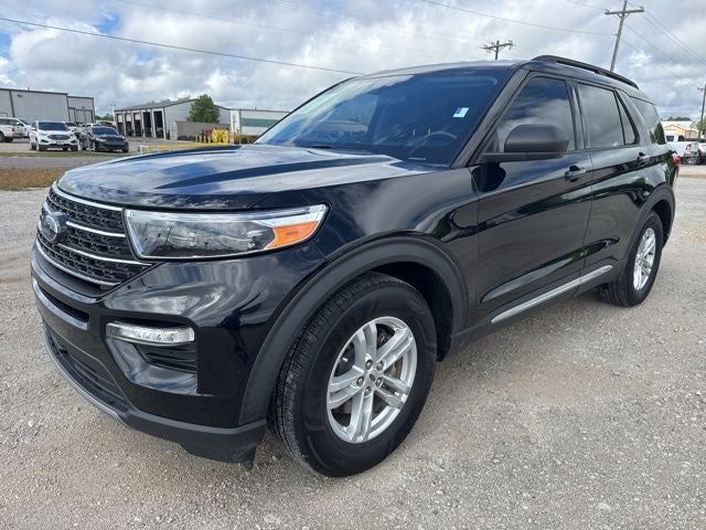 2022 Ford Explorer XLT RWD's photo