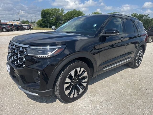 2026 Ford Explorer Platinum 4WD's photo