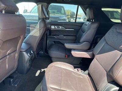 2025 Ford Explorer Platinum