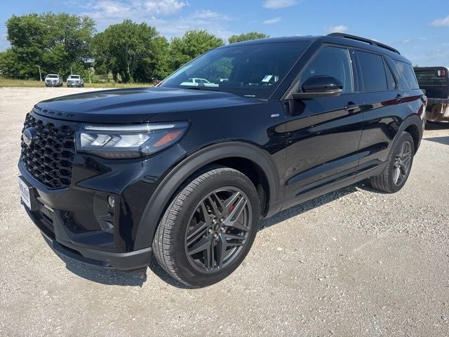 2025 Ford Explorer ST-LINE 4WD (PL535)'s photo
