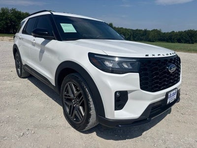 2025 Ford Explorer ST