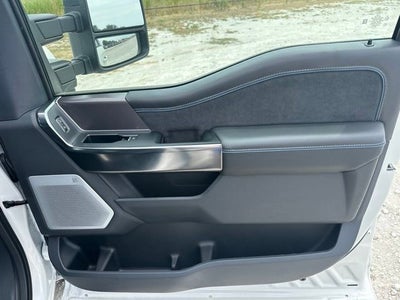 2026 Ford F-350SD Platinum Retail