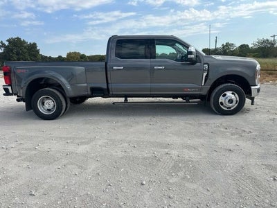 2026 Ford F-350SD Lariat DRW