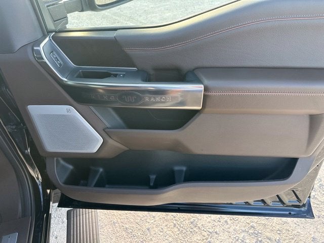 2027 Ford F-350SD King Ranch DRW