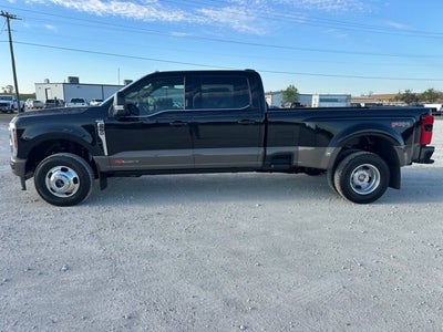 2027 Ford F-350SD King Ranch DRW