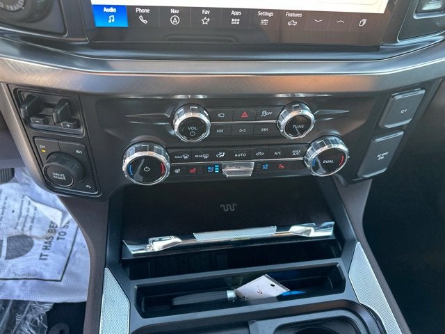 2027 Ford F-350SD King Ranch DRW