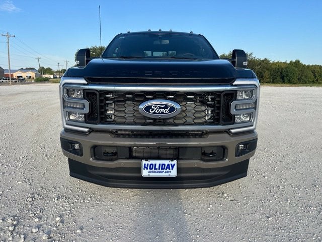 2027 Ford F-350SD King Ranch DRW