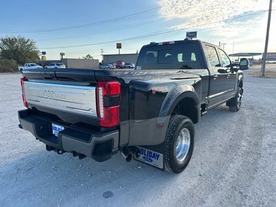 2027 Ford F-350SD King Ranch DRW