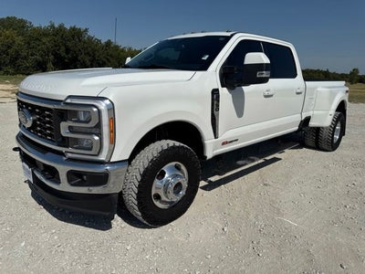 2023 Ford F-350SD Lariat