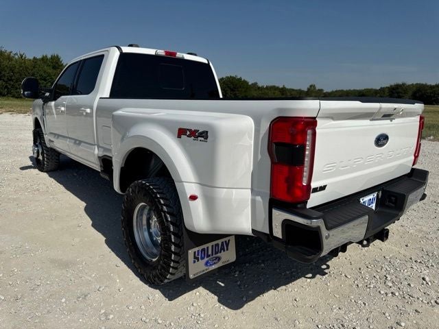 2023 Ford F-350SD Lariat