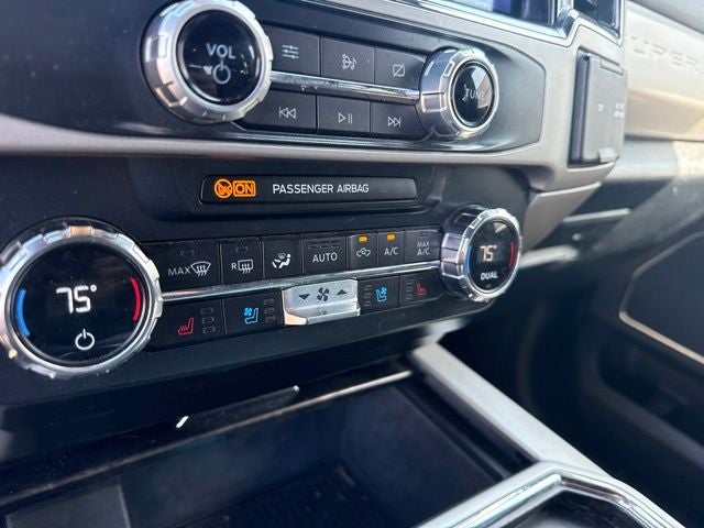 2022 Ford F-350SD Lariat