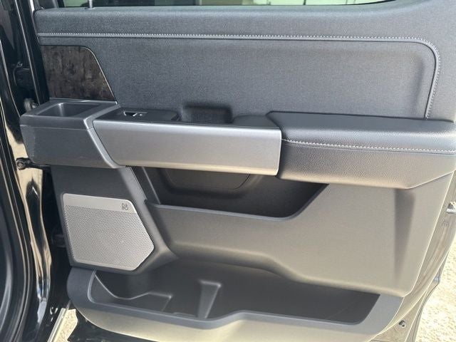 2025 Ford F-350SD Lariat