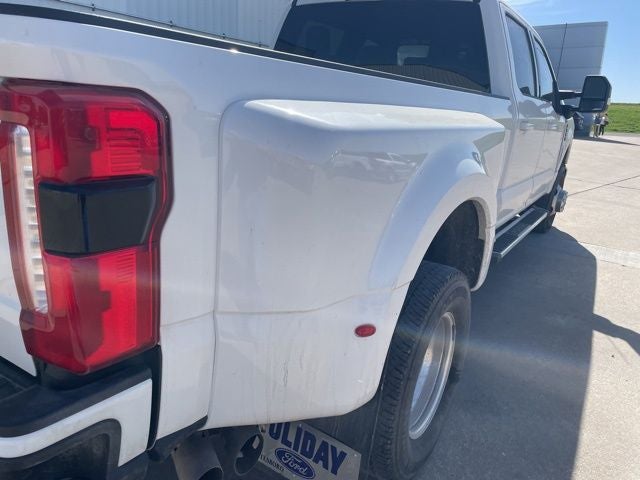 2025 Ford F-350SD Lariat DRW