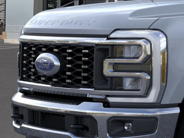 2026 Ford F-350SD Lariat DRW