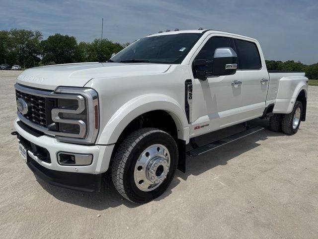 2025 Ford F-450SD Platinum