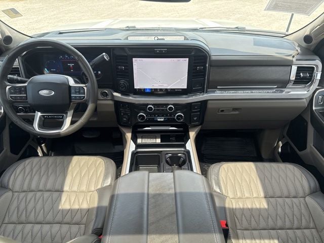 2025 Ford F-450SD Platinum