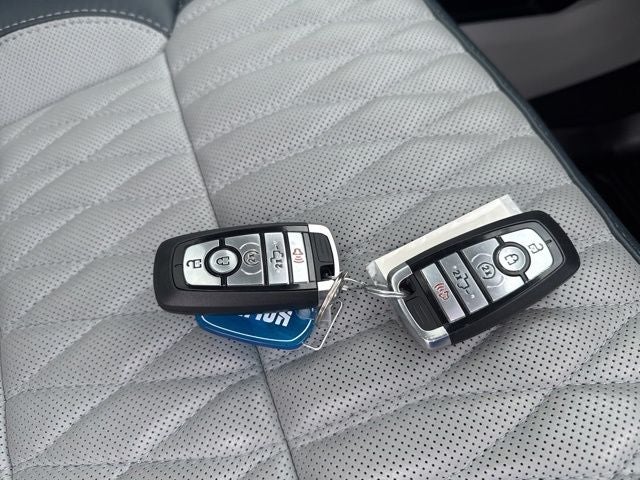 2023 Ford F-450SD Limited