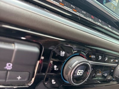 2025 Chevrolet Silverado 3500HD LTZ