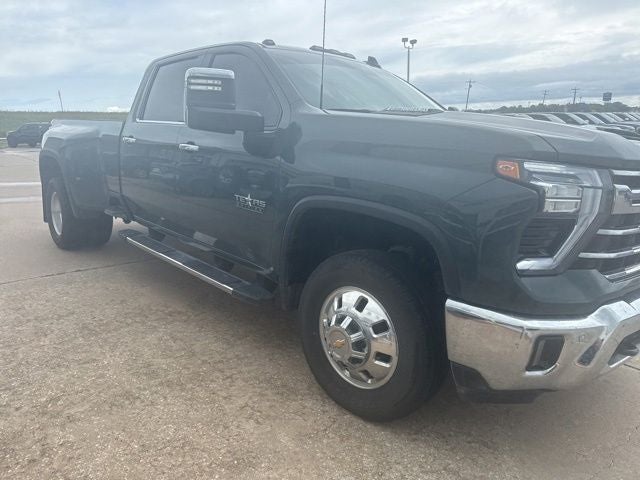 2025 Chevrolet Silverado 3500HD LTZ